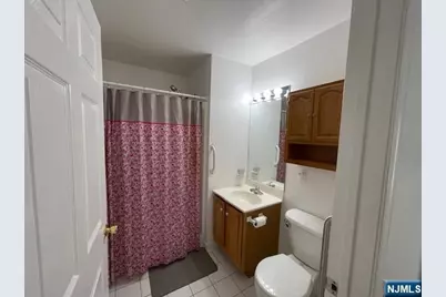 35 Chanda Court D035 #D035, Clifton, NJ 07012 - Photo 10