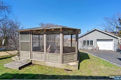 238 Springfield Avenue 1 #1, Rutherford, NJ 07070 - Photo 22