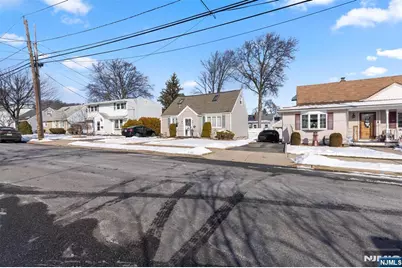 22 Cliff Hill Road, Clifton, NJ 07013 - Photo 26