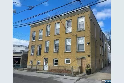 108-110 Cross Street 2M #2M, Harrison, NJ 07029 - Photo 1