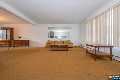 409 W Anderson Street, Hackensack, NJ 07601 - Photo 8