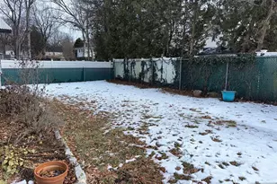 250 Stuyvesant Rd, Teaneck Township, NJ 07666 - Photo 12