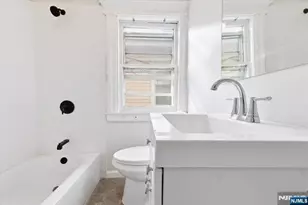 29 Cedar Ave, Newark, NJ 07106 - Photo 24