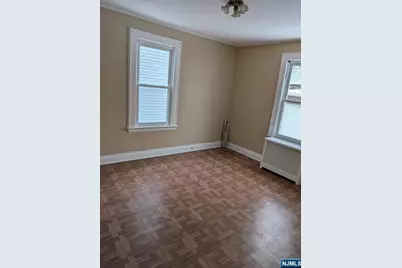 32 Underwood Street 32 #32, Newark, NJ 07106 - Photo 4