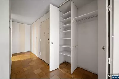 7000 Kennedy Boulevard 25F #25F, Guttenberg, NJ 07093 - Photo 8