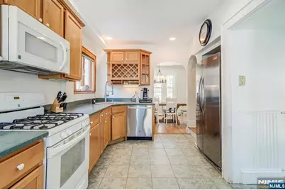 336 Demarest Avenue, Oradell, NJ 07649 - Photo 16