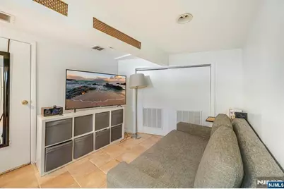 336 Demarest Avenue, Oradell, NJ 07649 - Photo 22