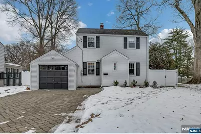 19 Pine Street, Closter, NJ 07624 - Photo 2