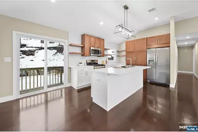 550 Ramapo Valley Road, Oakland, NJ 07436 - Photo 2