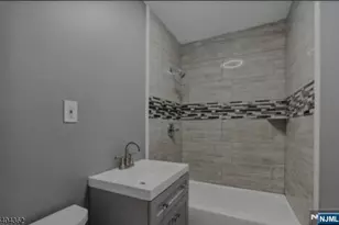 188 Park St, East Orange, NJ 07017 - Photo 4