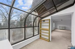 319 Gorge Road 5, Cliffside Park, NJ 07010 - Photo 10