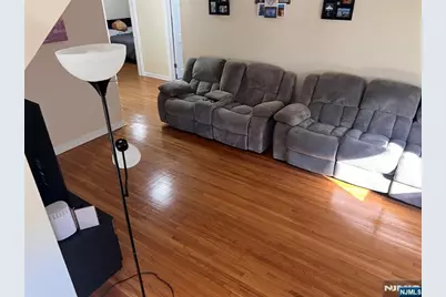 500 Weart Avenue 2 #2, Lyndhurst Township, NJ 07071 - Photo 4