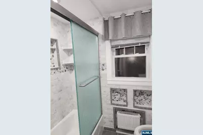 500 Weart Avenue 2 #2, Lyndhurst Township, NJ 07071 - Photo 16