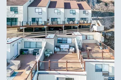 101 State Rt 5 204 #204, Edgewater, NJ 07020 - Photo 34