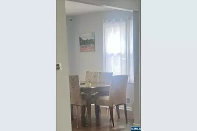 103 Oaktree Place, Leonia, NJ 07605 - Photo 4