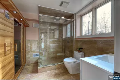 91 Chestnut Ridge Road, Saddle River, NJ 07458 - Photo 38