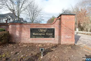 80 Ridgewood Road 106, Washington Township, NJ 07676 - Photo 2