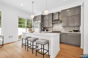 11 Gabriel Ct 11, Paramus, NJ 07652 - Photo 10