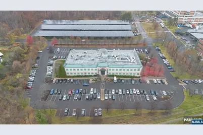 246 Hamburg Turnpike 305F #305F, Wayne, NJ 07470 - Photo 1