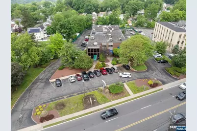 60 Pompton Avenue, Verona, NJ 07044 - Photo 30