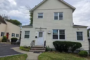 684 Edgewater Ave 1Fl, Ridgefield, NJ 07657 - Photo 1