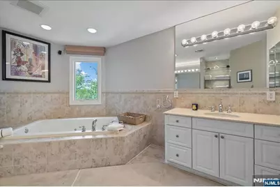 54 Van Nostrand Avenue, Englewood Cliffs, NJ 07632 - Photo 26