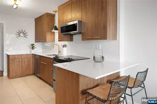 1 Claridge Dr 723, Verona, NJ 07044 - Photo 6