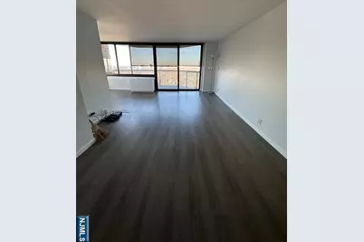 770 Anderson Avenue 20E #20E, Cliffside Park, NJ 07010 - Photo 4