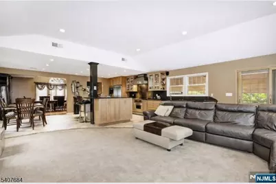 61 Carlisle Road, Wayne, NJ 07470 - Photo 6