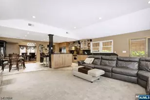 61 Carlisle Rd, Wayne, NJ 07470 - Photo 6