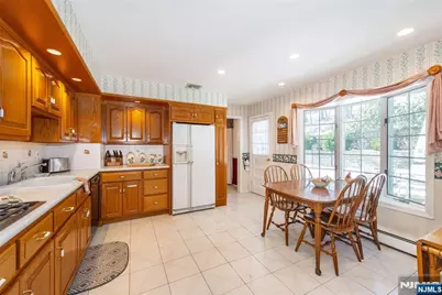 686 Kennedy Drive, Washington Township, NJ 07676 - Photo 8