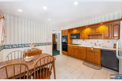 686 Kennedy Drive, Washington Township, NJ 07676 - Photo 6