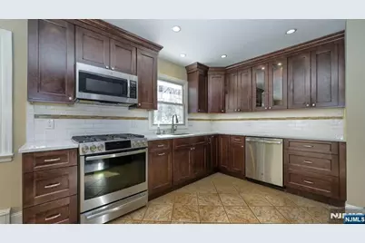 51 Spear Street, Oakland, NJ 07436 - Photo 6