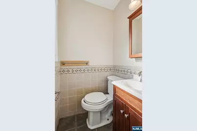 1154 Valley Road 1A #1A, Wayne, NJ 07470 - Photo 12
