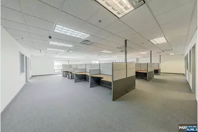 450 Commerce Boulevard A #A, Carlstadt, NJ 07072 - Photo 4