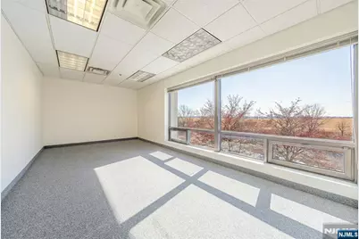 450 Commerce Boulevard A #A, Carlstadt, NJ 07072 - Photo 2