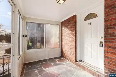 28 Glenwood Avenue, Leonia, NJ 07605 - Photo 2