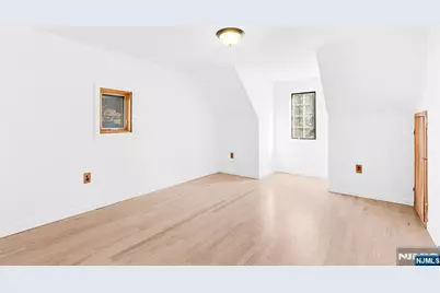 28 Glenwood Avenue, Leonia, NJ 07605 - Photo 18