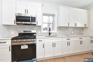 383 Lafayette Ave 1st Floor, Hawthorne, NJ 07506 - Photo 10