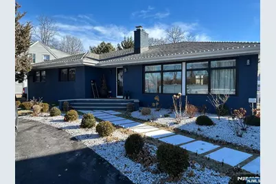 126 Riverside Avenue 1 #1, Lyndhurst Township, NJ 07071 - Photo 1