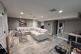 126 Riverside Ave 1, Lyndhurst Township, NJ 07071 - Photo 2