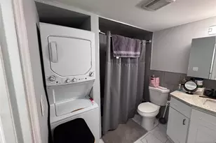 126 Riverside Ave 1, Lyndhurst Township, NJ 07071 - Photo 8