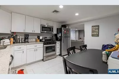 126 Riverside Avenue 1 #1, Lyndhurst Township, NJ 07071 - Photo 6