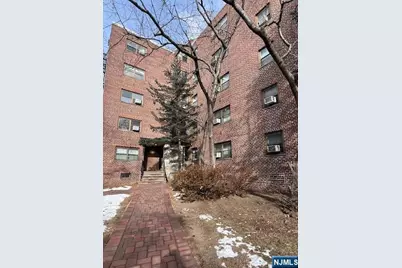 3041 Edwin Avenue 4A #4A, Fort Lee, NJ 07024 - Photo 2