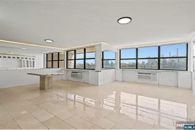 7004 Boulevard East 26D #26D, Guttenberg, NJ 07093 - Photo 2