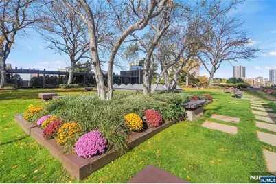 7004 Boulevard East 26D #26D, Guttenberg, NJ 07093 - Photo 30