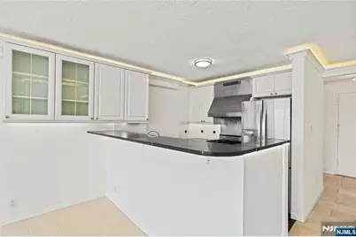 7004 Boulevard East 26D #26D, Guttenberg, NJ 07093 - Photo 8