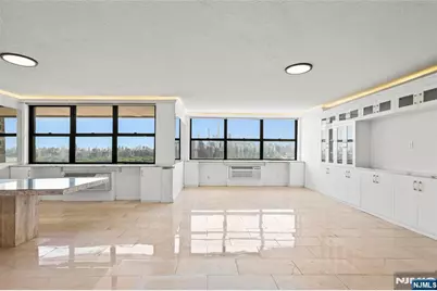 7004 Boulevard East 26D #26D, Guttenberg, NJ 07093 - Photo 1