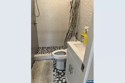 194 Washington Avenue 1 #1, Rutherford, NJ 07070 - Photo 16