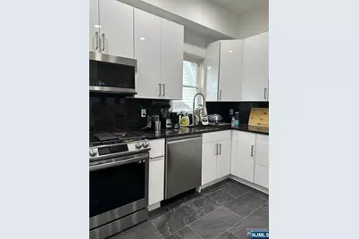 194 Washington Avenue 1 #1, Rutherford, NJ 07070 - Photo 24